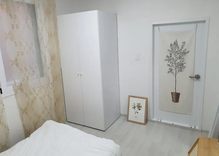 Villa Cozy Moment In Seoul 2-Min Walk From Sangwangsimni Station Luggage Storage & Welcome Dessert Seoul